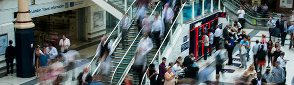 pedestrian-people-street-crowd-busy-motion-99109-pxhere.com_600